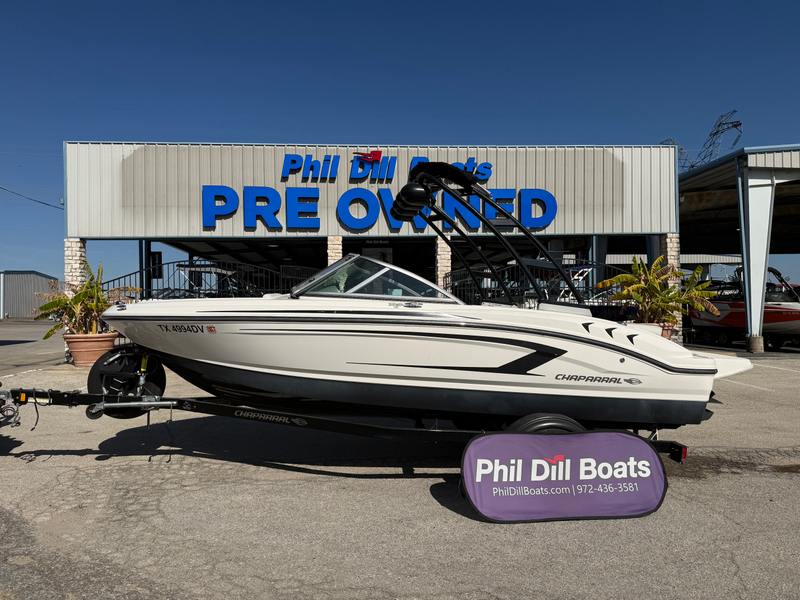 2017 Chaparral 19 H2O Sport