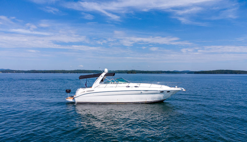 1999 Sea Ray Sundancer 380