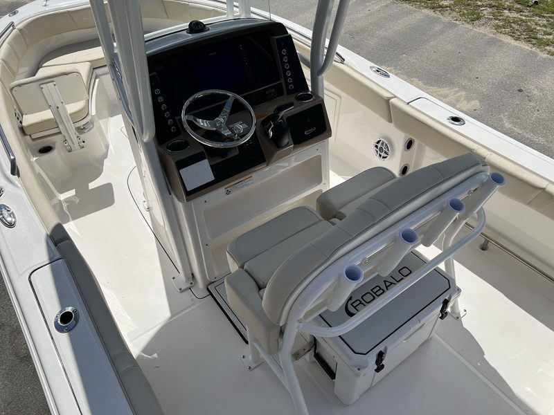 Boat Image 10