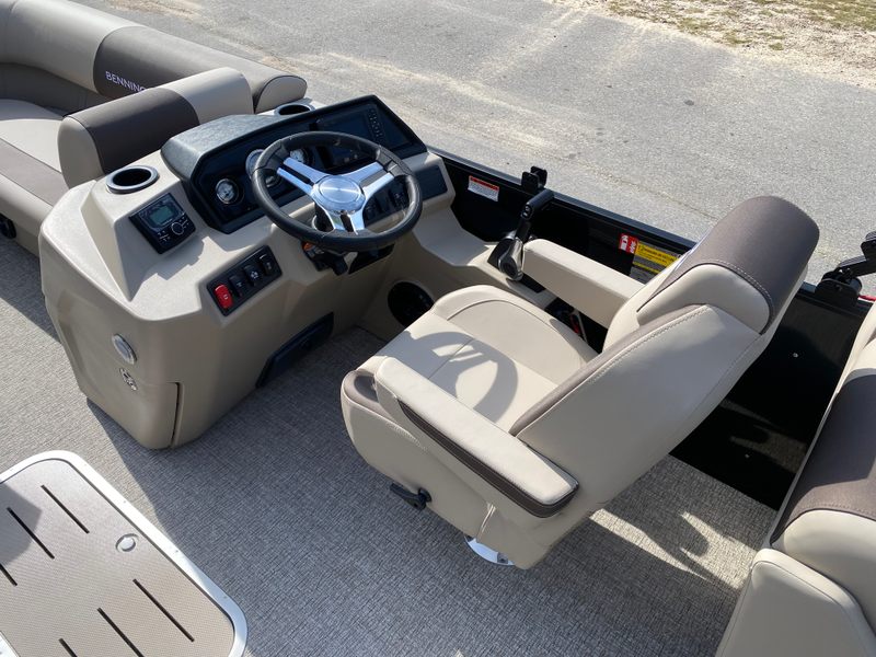 Boat Image 8
