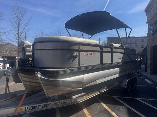 2020 Manitou Oasis Angler 220 SHP