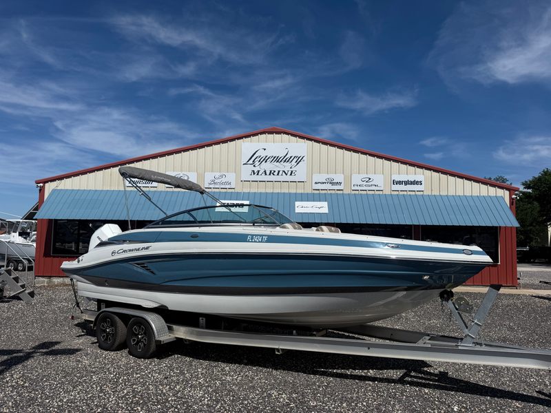 2022 Crownline 260 XSS
