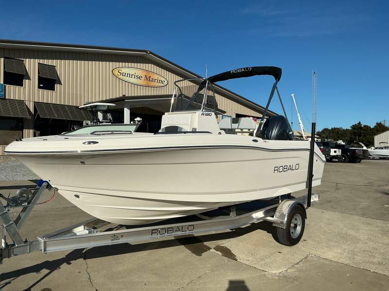 2026 Robalo 180 CC