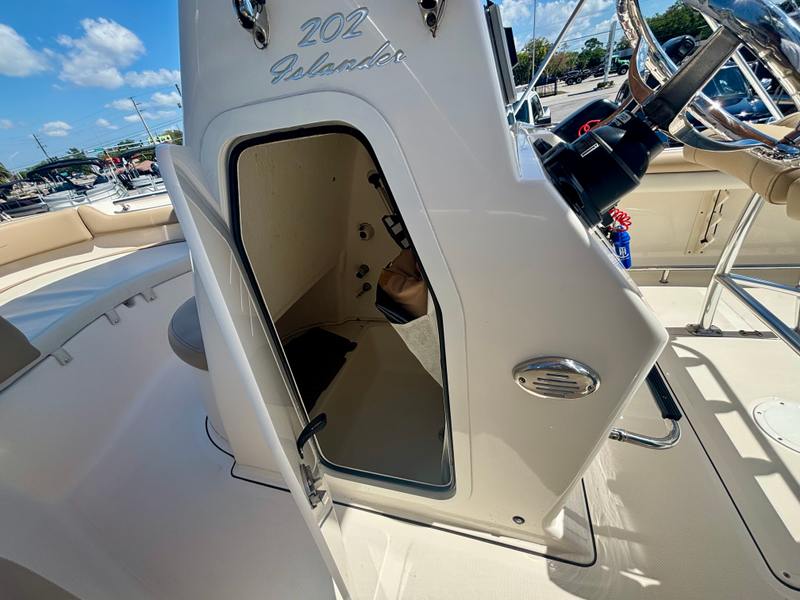 Boat Image 9