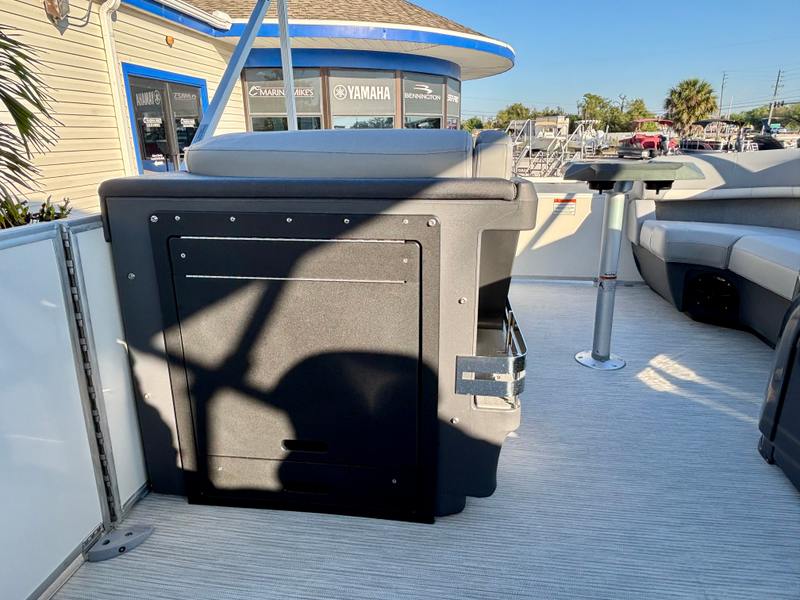 Boat Image 10