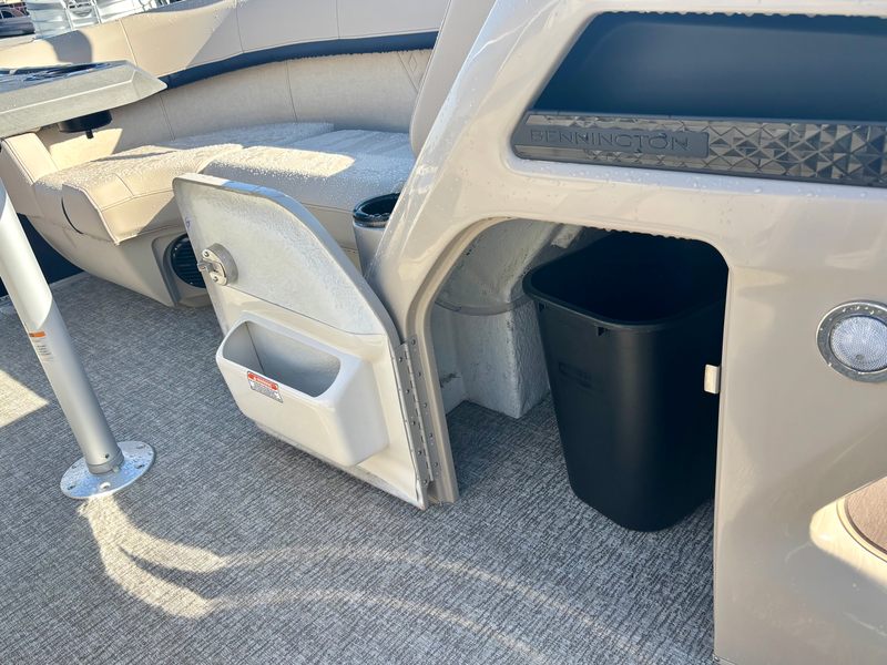 Boat Image 10