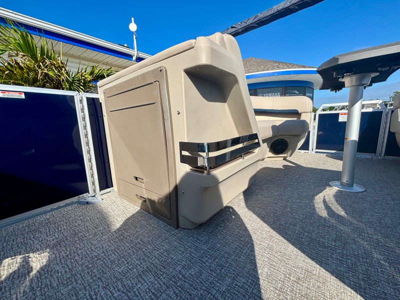 Boat Image 14