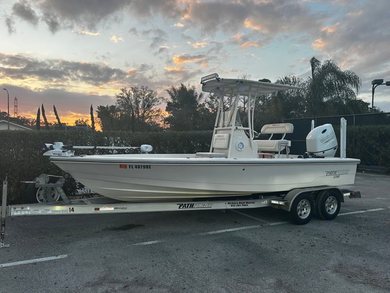 2009 Pathfinder 2200 XL