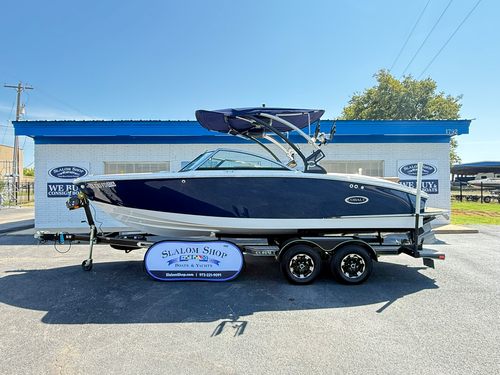 2020 Cobalt CS23 Surf