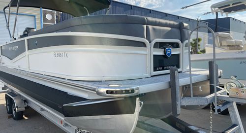 2025 Premier 270 Intrigue