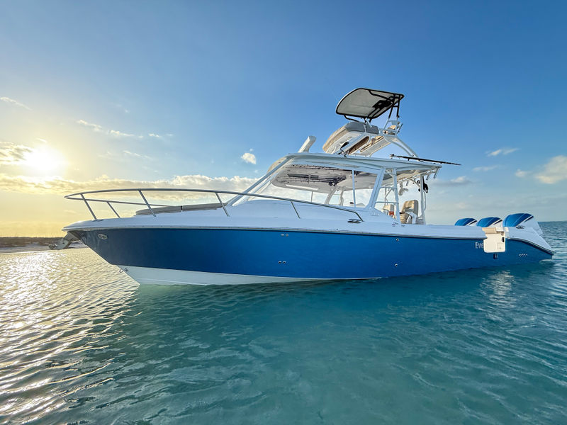 2017 Everglades 350 LX