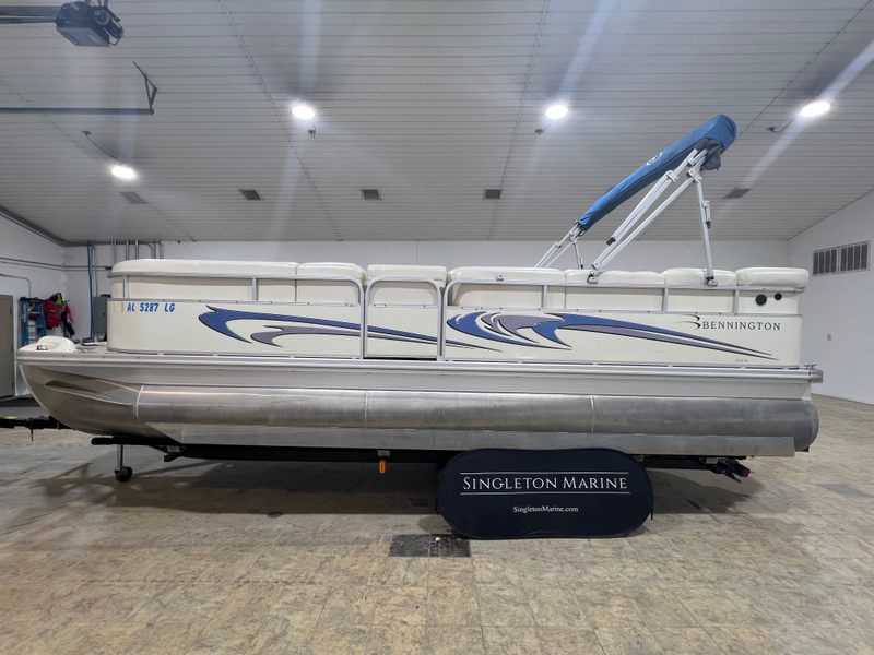 2006 Bennington 2275 RL