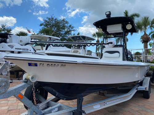 2016 Blue Wave 2400 Purebay