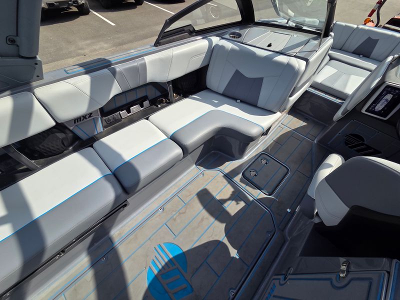 Boat Image 11