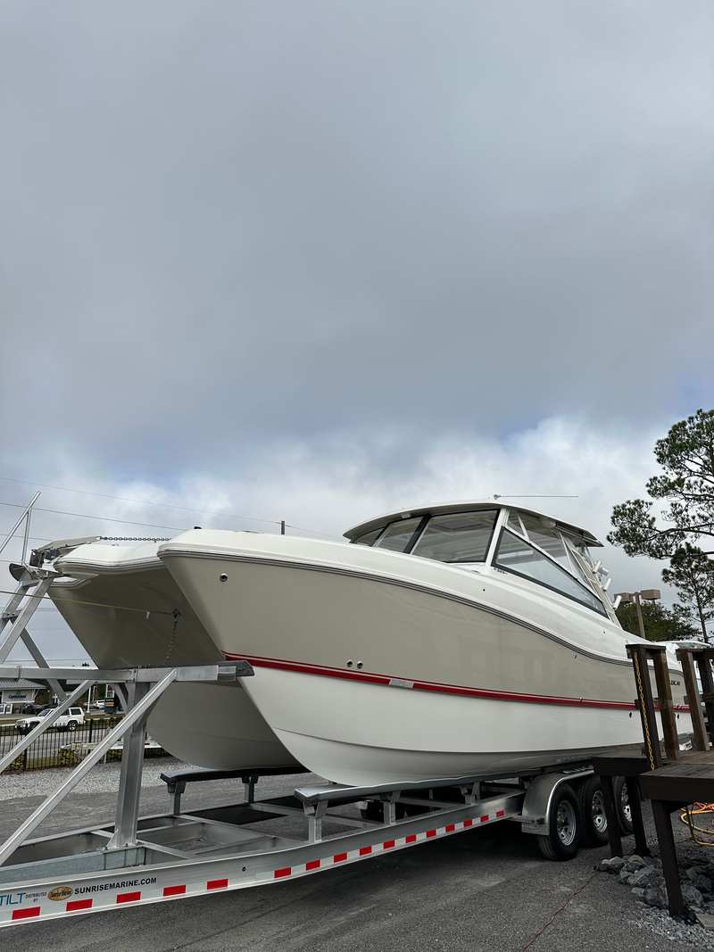 2025 World Cat 325 DC