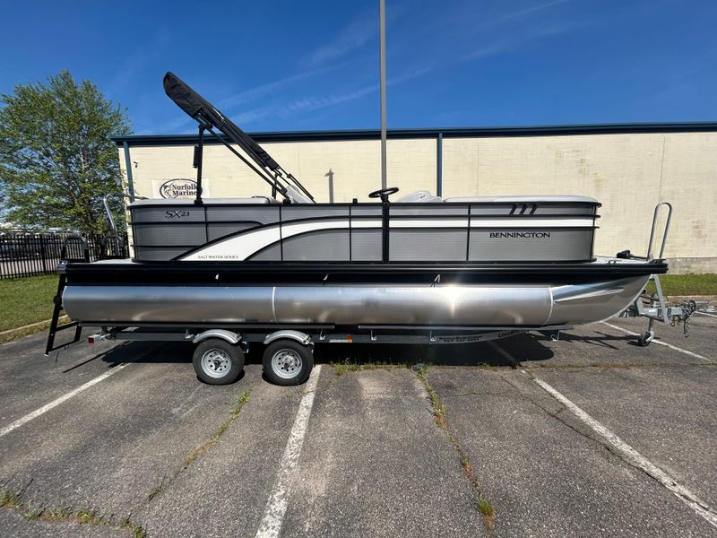 2025 Bennington 23 SXSR SPS