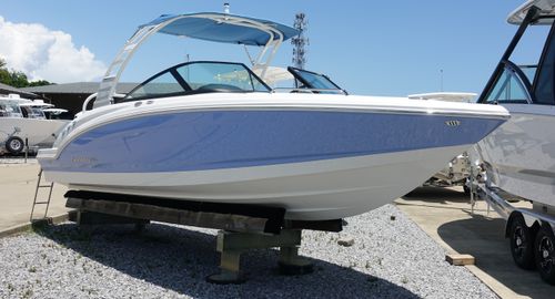 2025 Chaparral 23 SSI OB