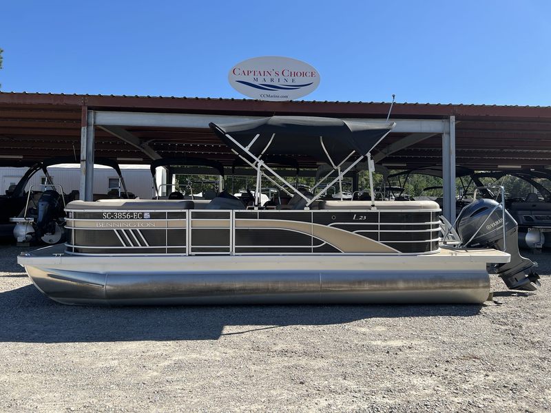 2023 Bennington 23 LSR