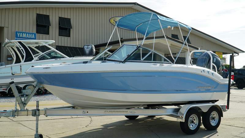 2025 Chaparral 19 SSI OB